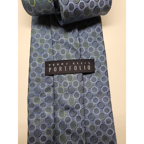 Vintage PERRY ELLIS Portfolio 100% Silk Blue Green Designer Neck Tie - Picture 1 of 8